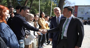 Hamza Dağ: İzmir gençler yazılım ve girişimcilik merkezi ile dünyada ses getirecek