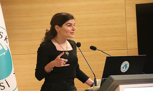 'Mutlu Yaş Alma ve Yaşlılık Sempozyumu' yapıldı