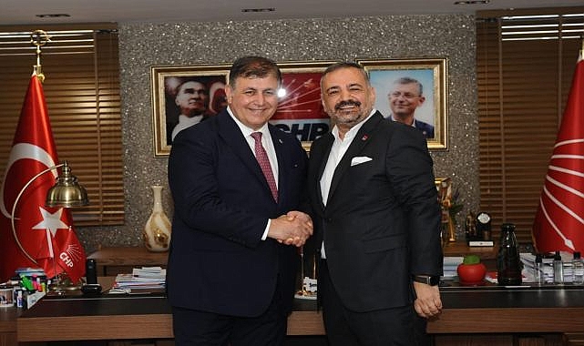 Başkan Tugay’dan, CHP örgütüne teşekkür ziyareti