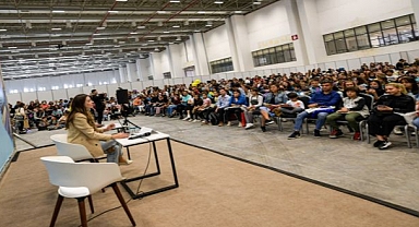 Fuarın onur konuğu Hakan Günday