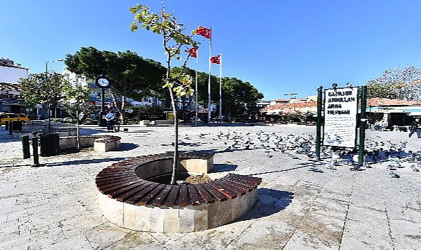 Abdullah Arda Meydanı yenilendi