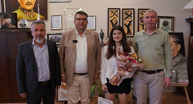 Başkanlık Koltuğu Geleceğin Liderine Emanet