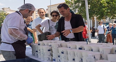 İzmir’de Muharrem ayı bereketi