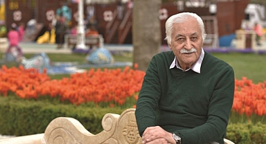 Şair ve Yazar Yavuz Bülent Bâkiler Hayatını Kaybetti