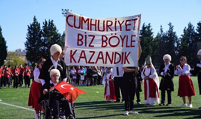 Seferihisar’da Cumhuriyet Bayramı Coşkusu Stadyumu Sardı