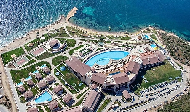 TMSF Seferihisar’daki Ünlü Otele ve Adaya El Koydu