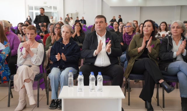 Seferihisar'da 25 Kasım Kadına Yönelik Şiddetle Mücadele Günü Etkinlikleri Düzenlendi