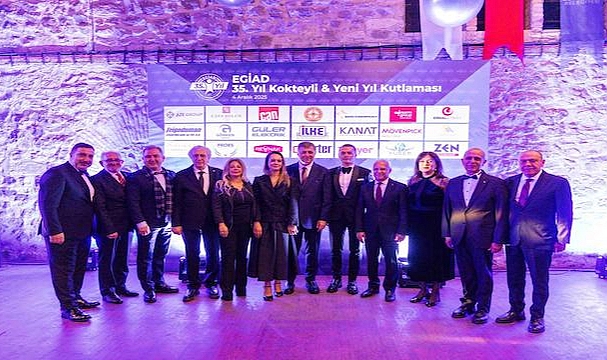 Başkan Tugay'dan genç iş insanlarına İzmir için kenetlenme çağrısı