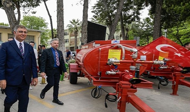 Büyükşehir'in köylere dağıttığı tankerler ormanları kurtarıyor