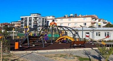 Karakayalar’a “Oyuncak Kütüphanesi”