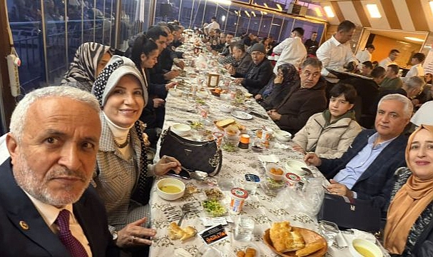 Turgutlu İmam Hatip Lisesi’nden Anlamlı Şehit Aileleri İftarı