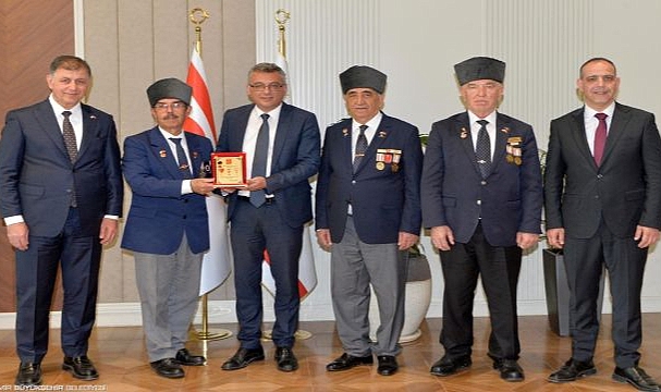 Başkan Tugay’dan KKTC’de iş birliği hamlesi: Lefkoşa’ya spor parkı desteği