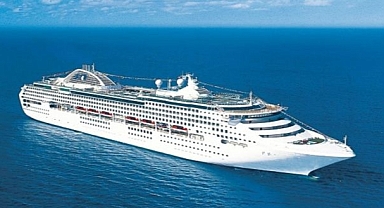 İzmir'de Kruvaziyer Yoğunluğu Arttı